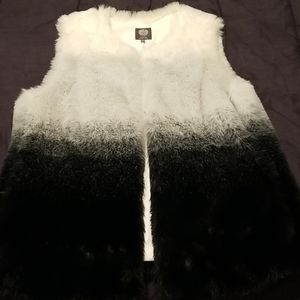 Fur vest